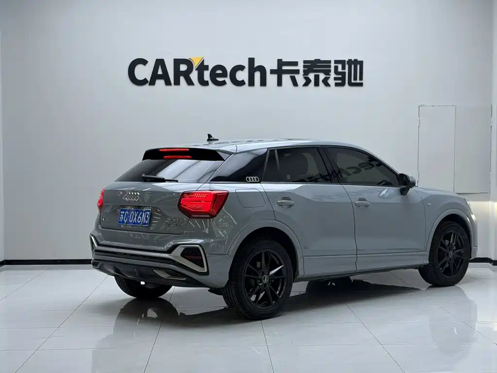 Audi Q2L — миниатюра 4