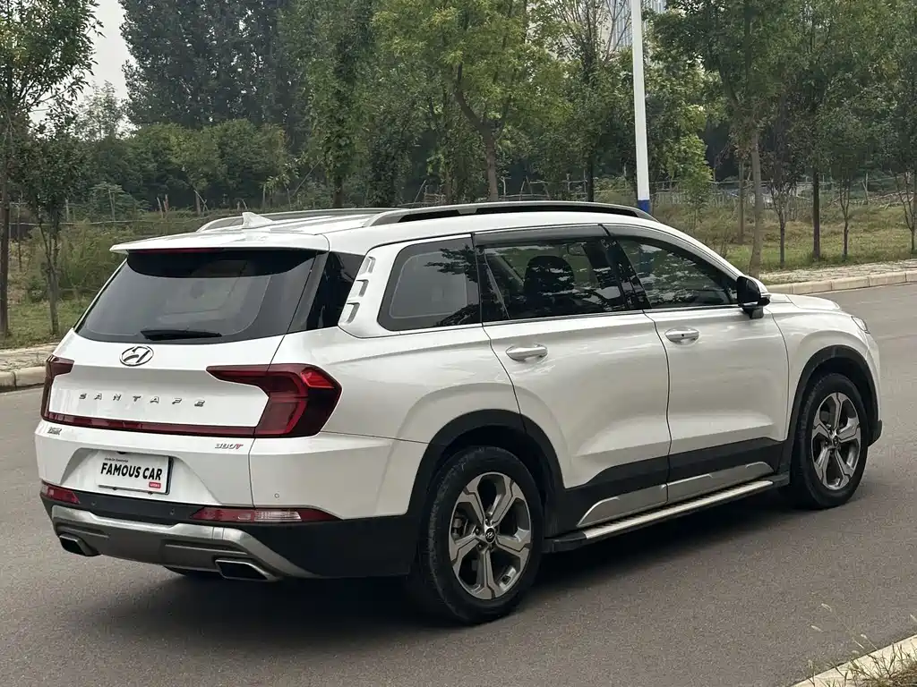 Hyundai Santa Fe — миниатюра 6