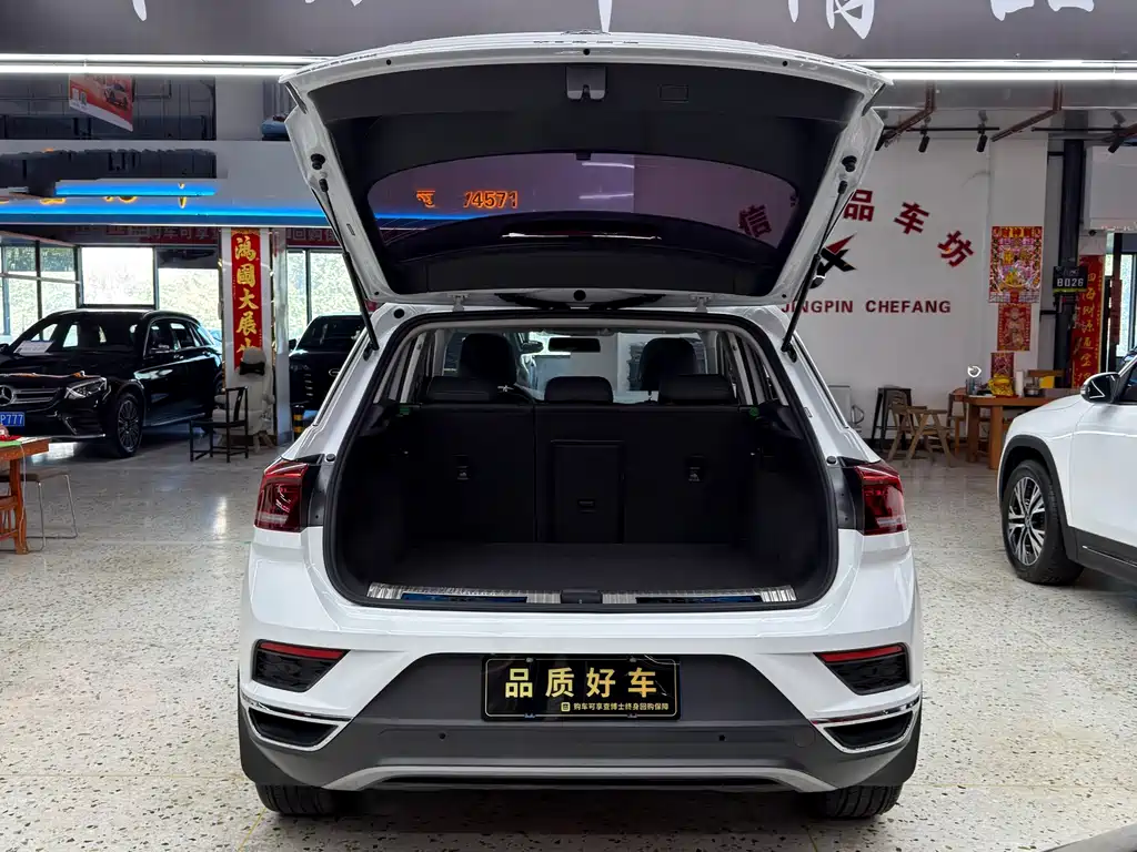 Volkswagen T-Roc — миниатюра 7