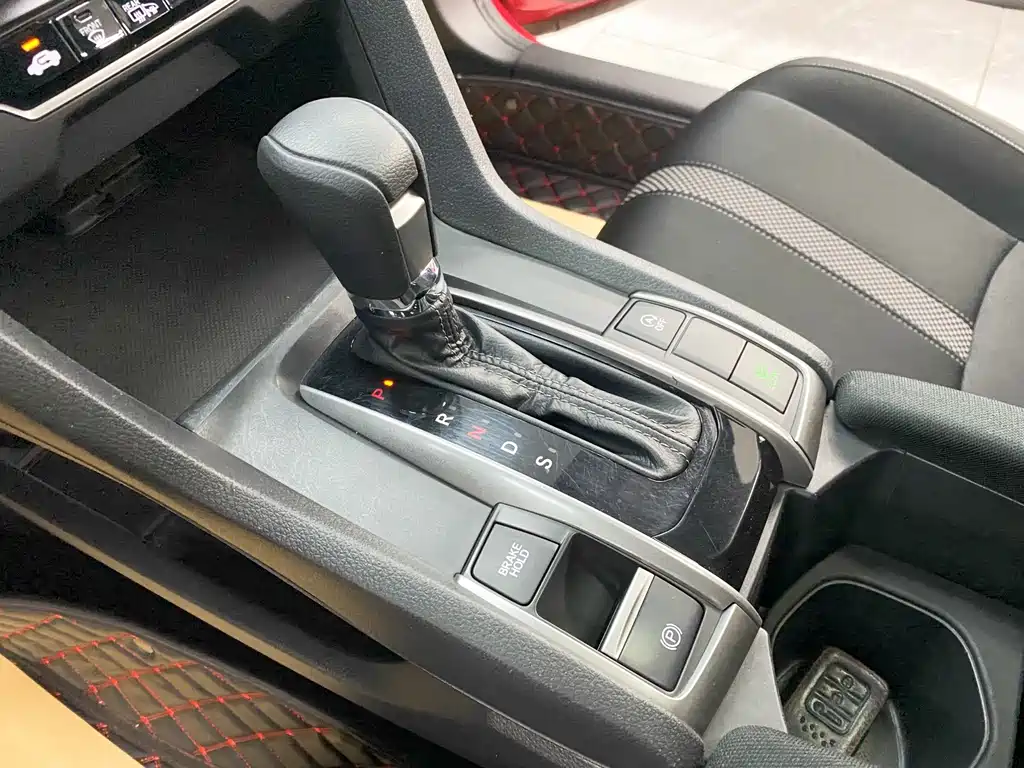Honda Civic — миниатюра 10