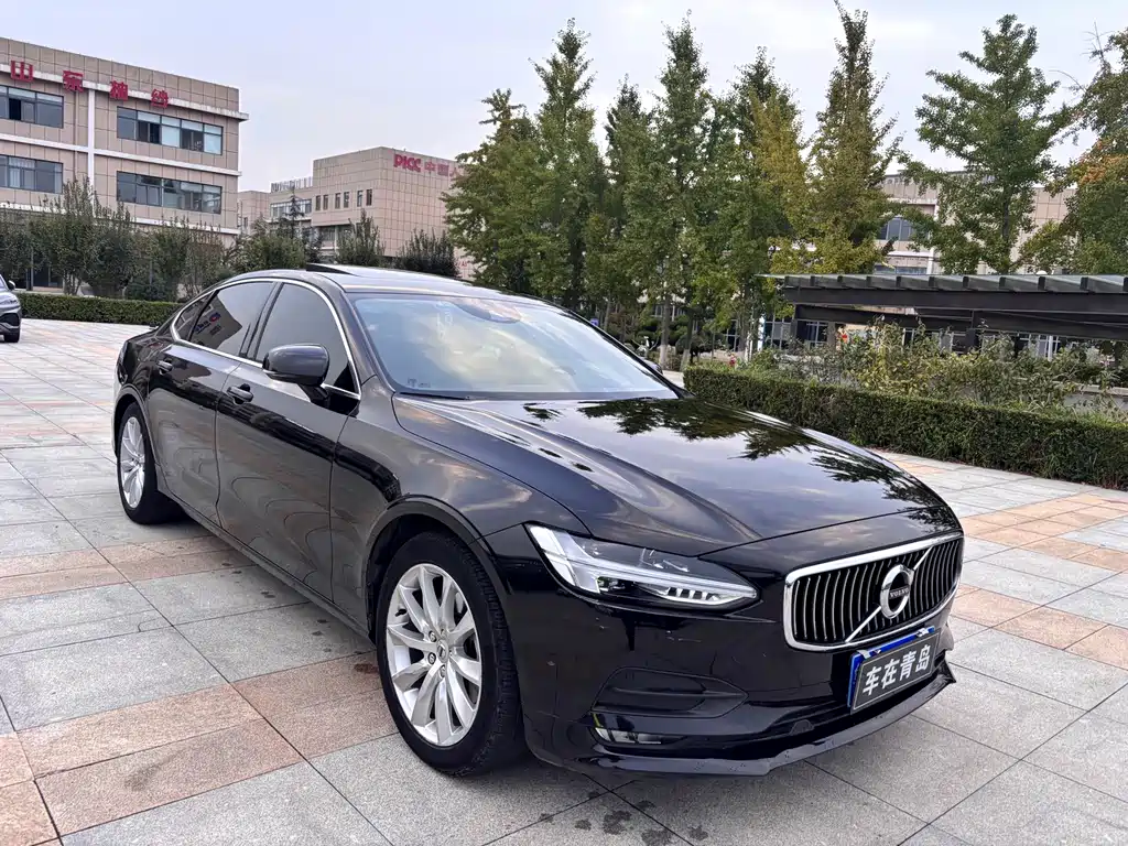 Volvo S90 — миниатюра 3