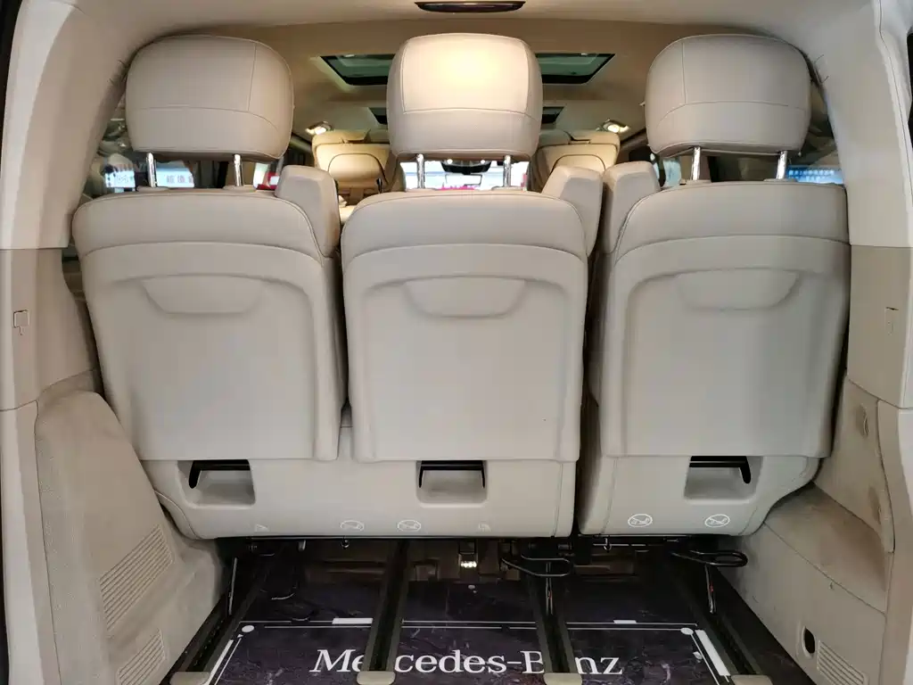 Mercedes-Benz V-Class — миниатюра 20