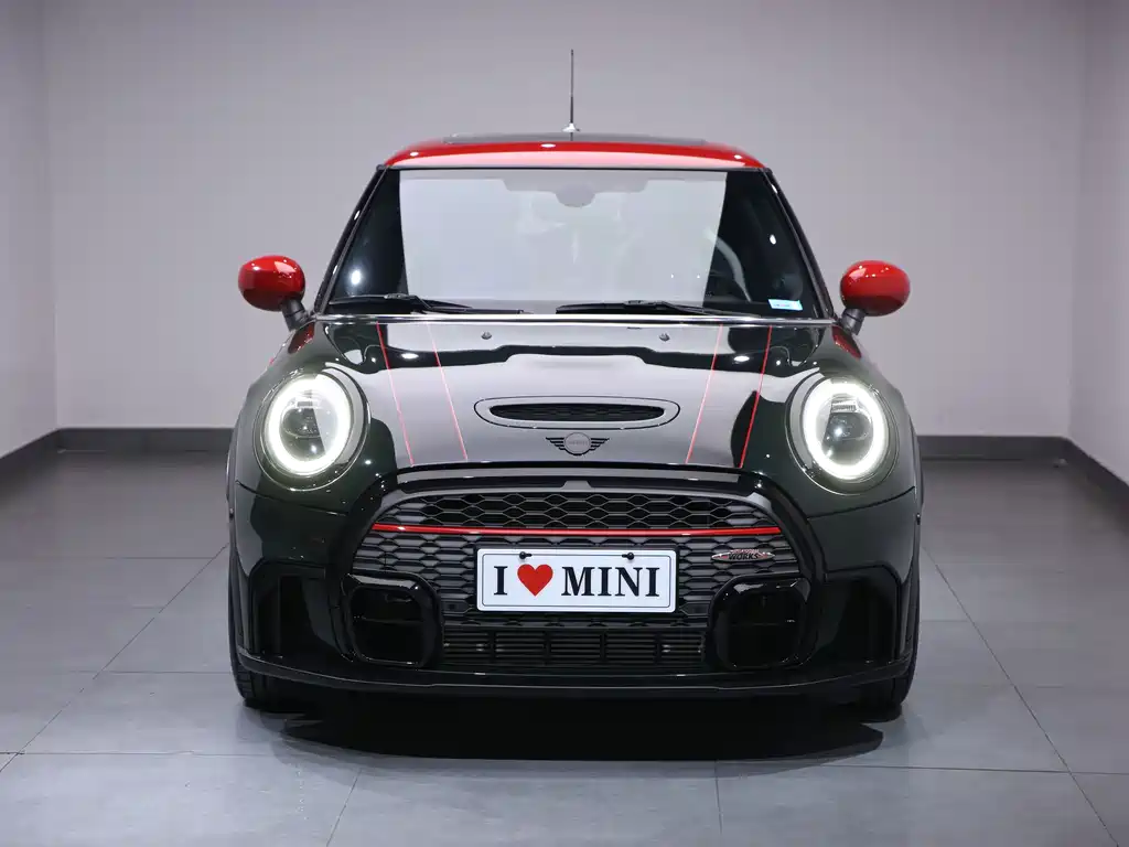 MINI JCW