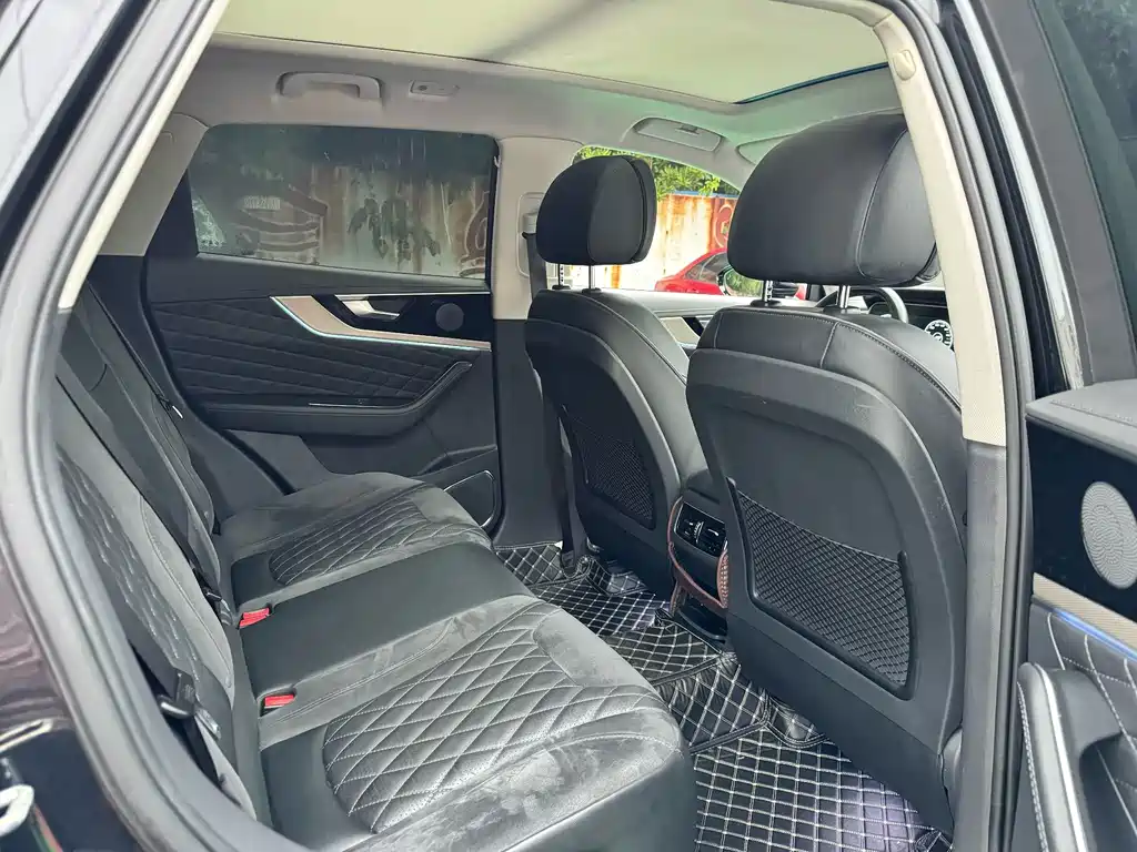 Hongqi Hongqi HS5 — миниатюра 2