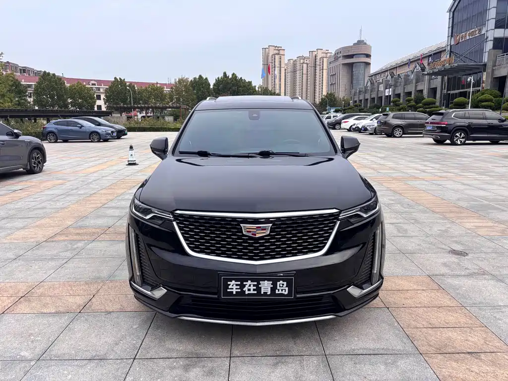 Cadillac XT6