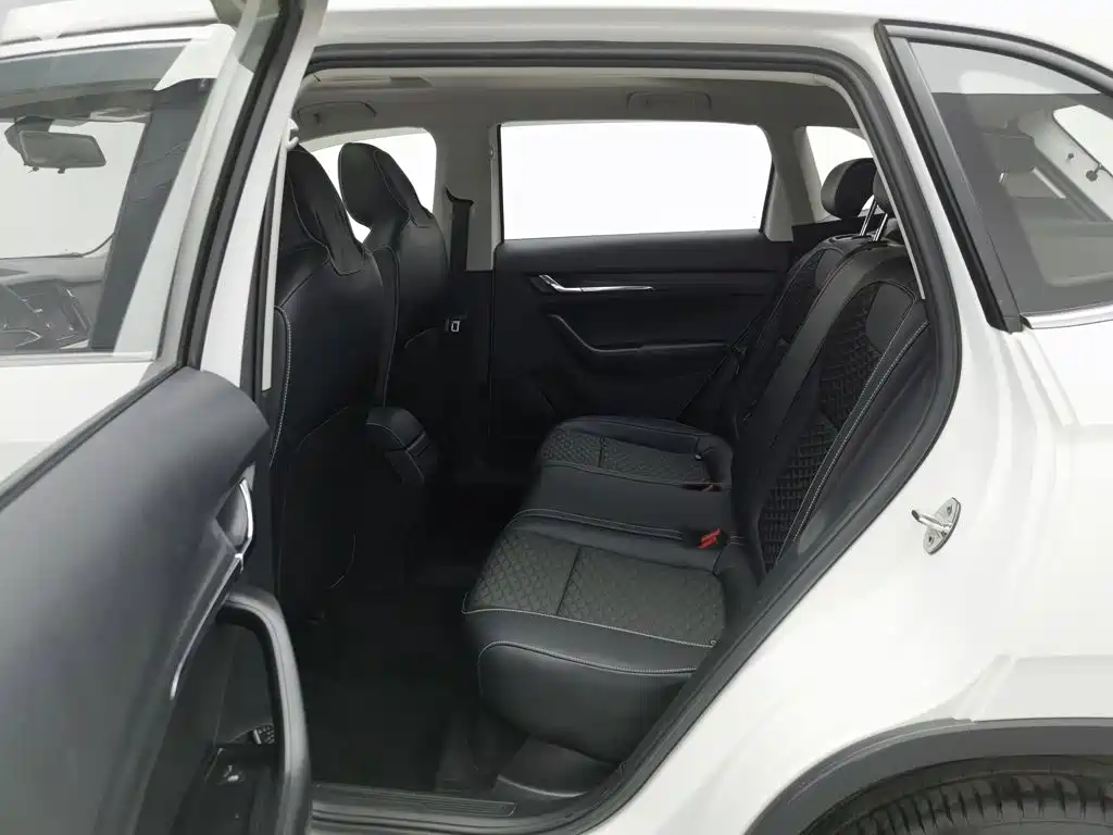 Skoda Kamiq — миниатюра 15