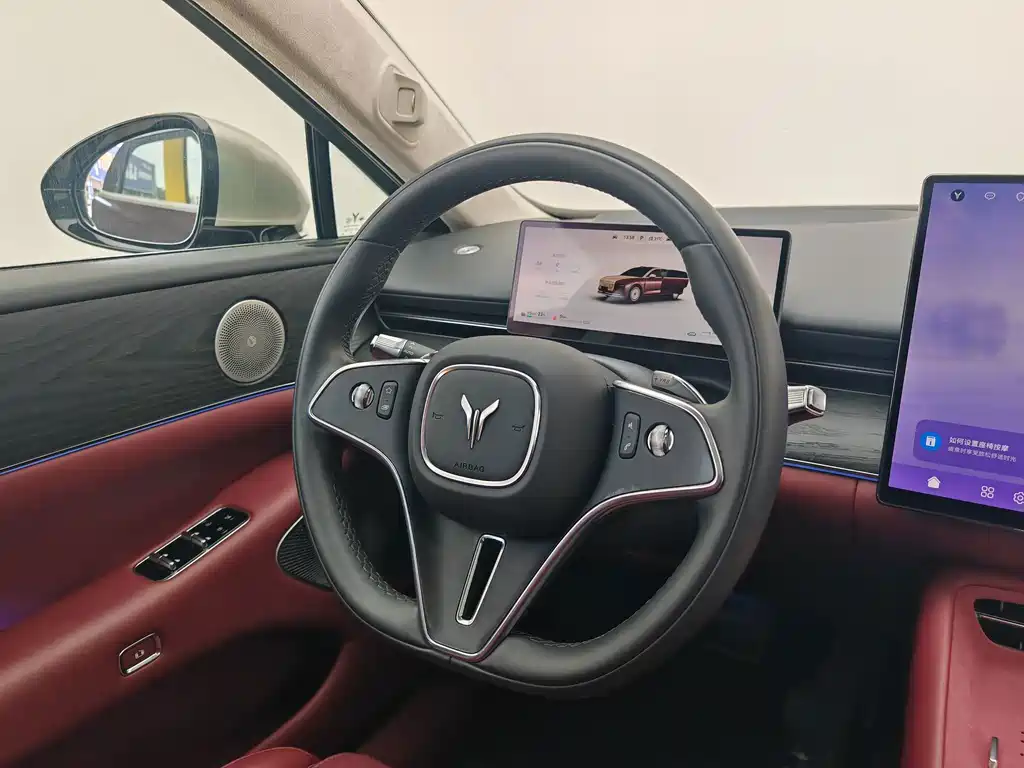 VOYAH Passion L — миниатюра 4