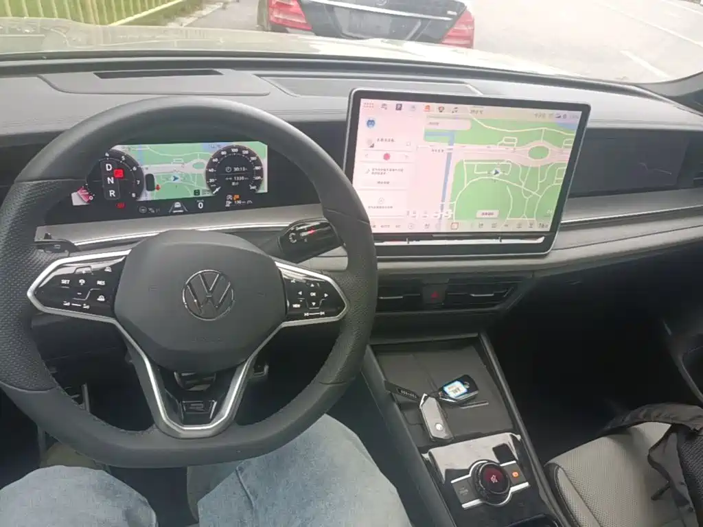 Volkswagen Tayron 2025 L 380TSI Luxury