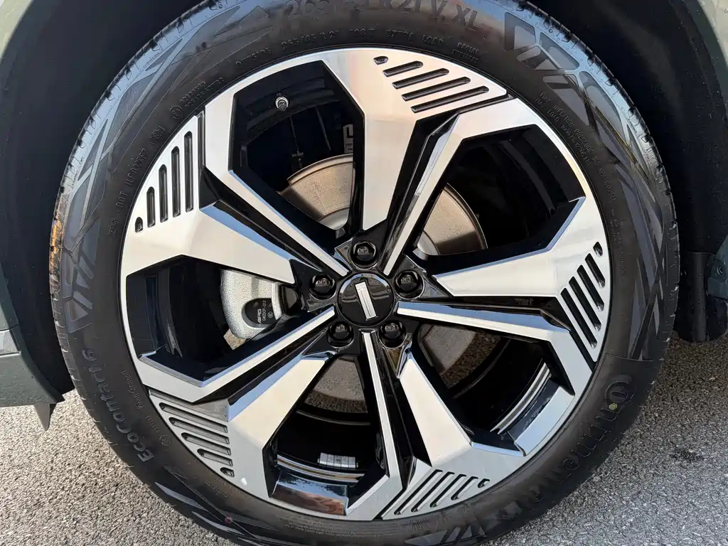 WEI PAI WEI BRAND BLUE MOUNTAIN