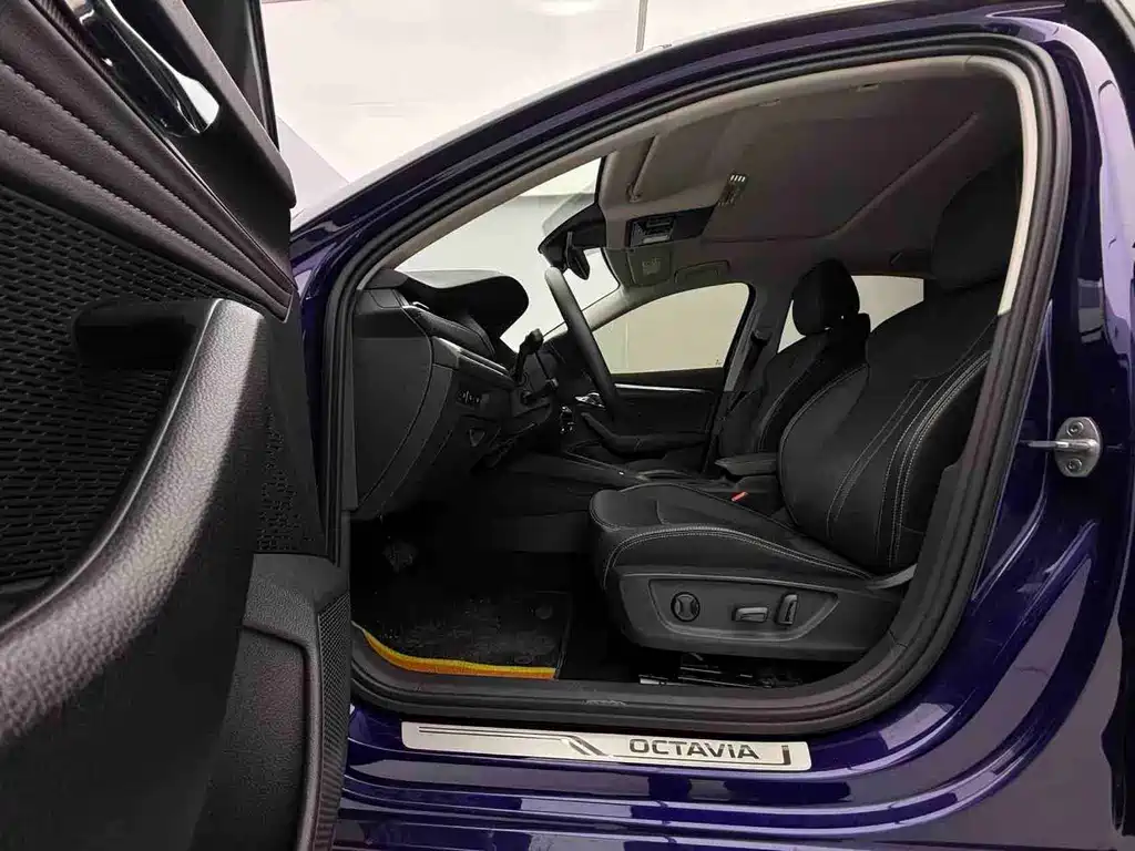 Skoda Octavia — миниатюра 15