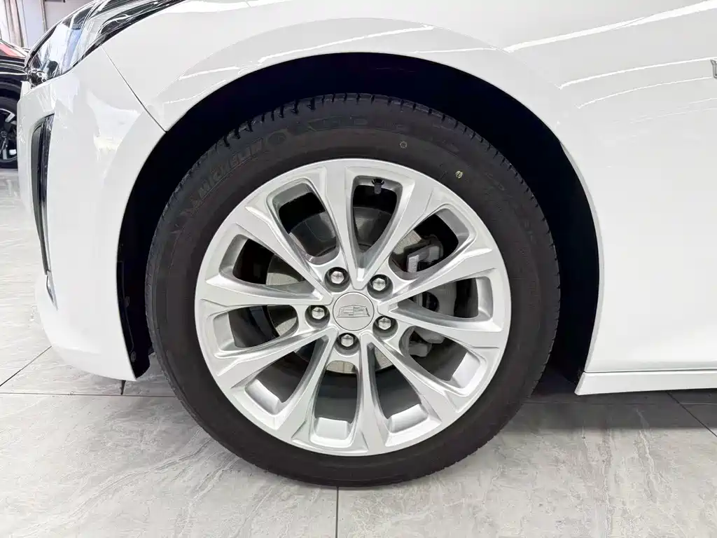 Cadillac CT5 — миниатюра 22
