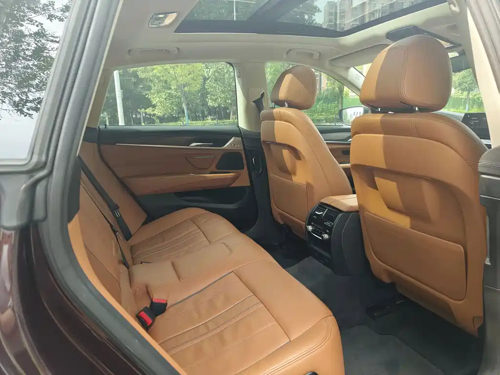 BMW 6 Series GT — миниатюра 12