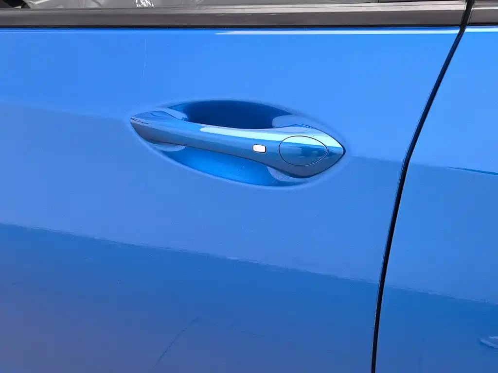 Buick Verano — миниатюра 18
