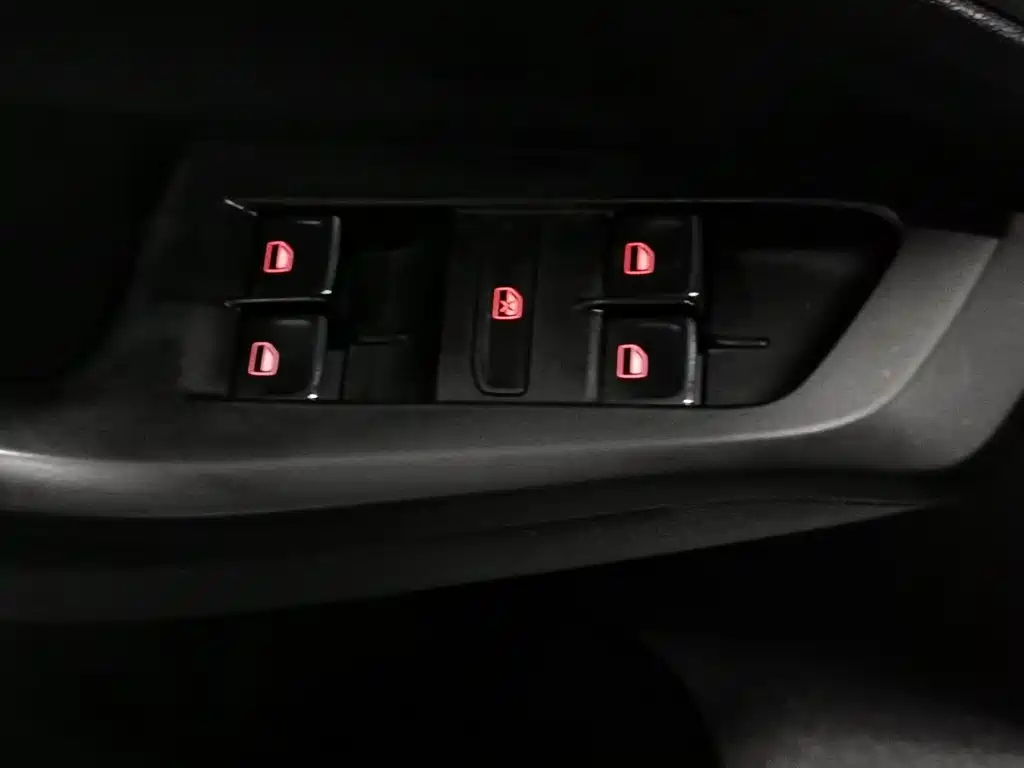 Volkswagen Sagitar — миниатюра 9