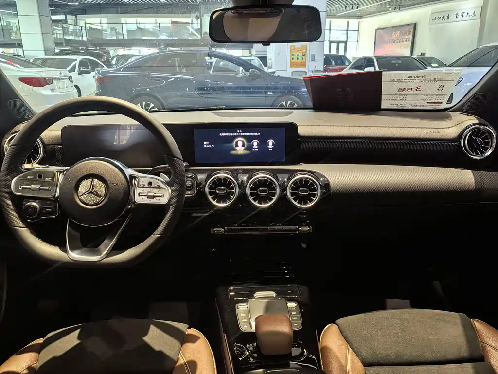 Mercedes-Benz A-Class — миниатюра 5