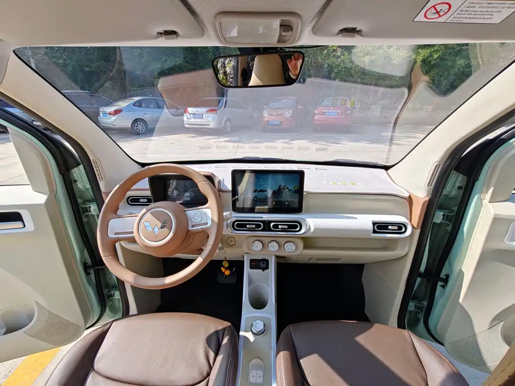 Wuling MINIEV — миниатюра 12