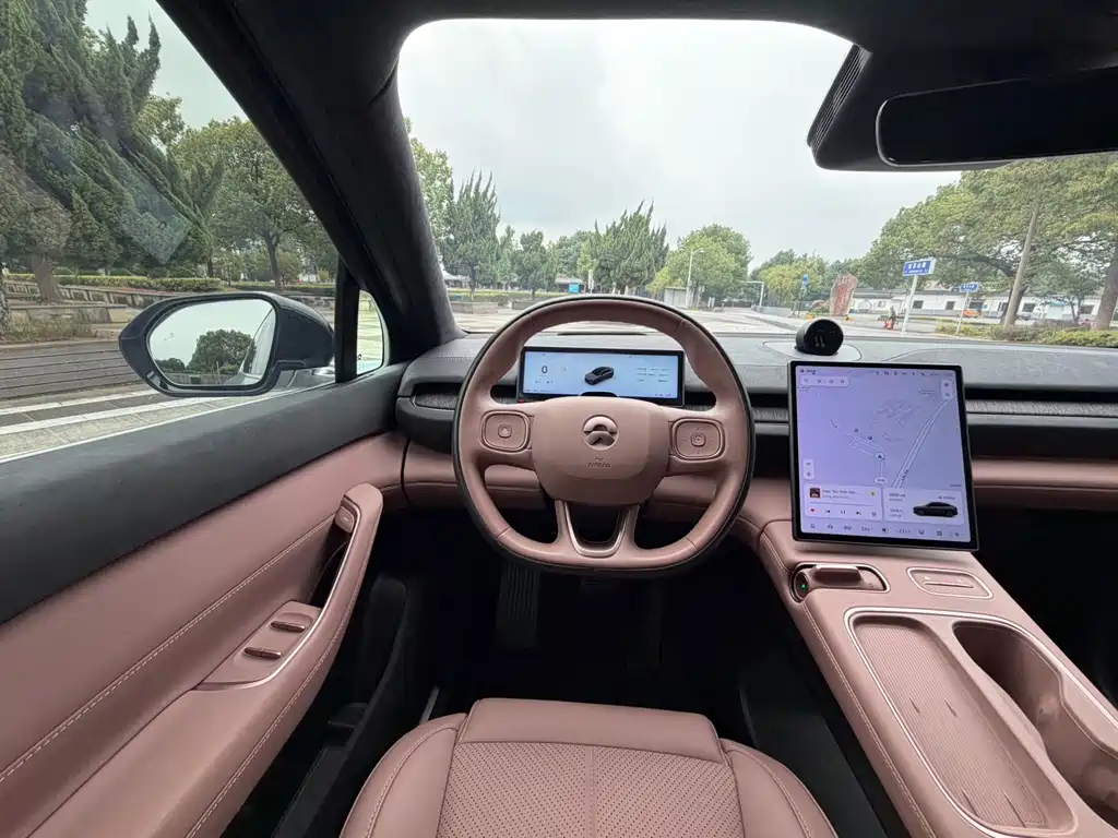 NIO EC6 — миниатюра 9