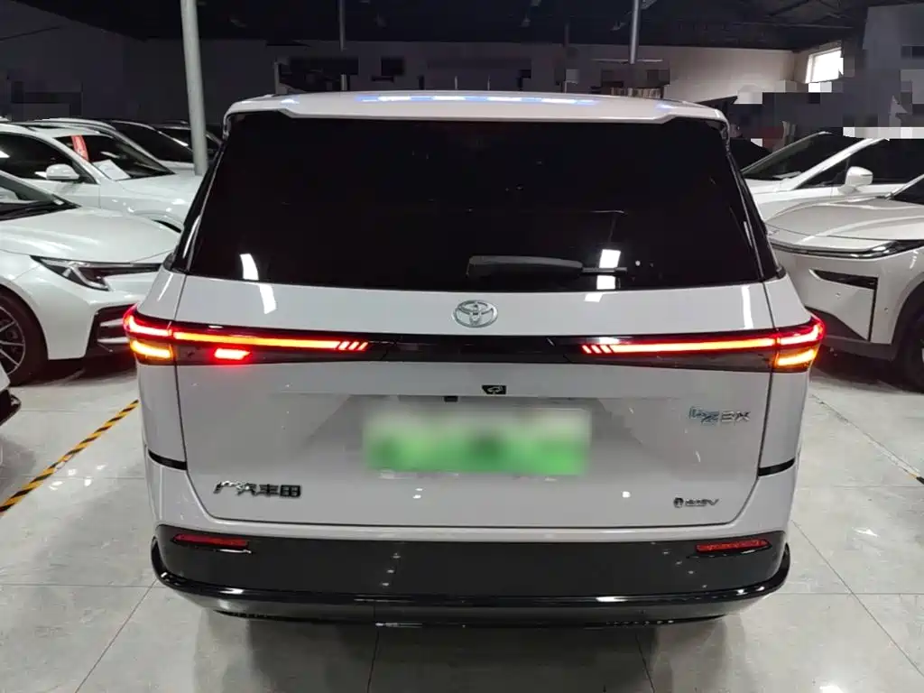 Toyota bZ3X — миниатюра 6