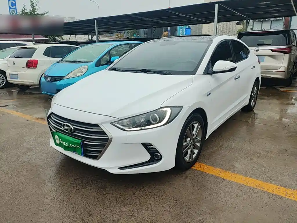 Hyundai Elantra — миниатюра 2