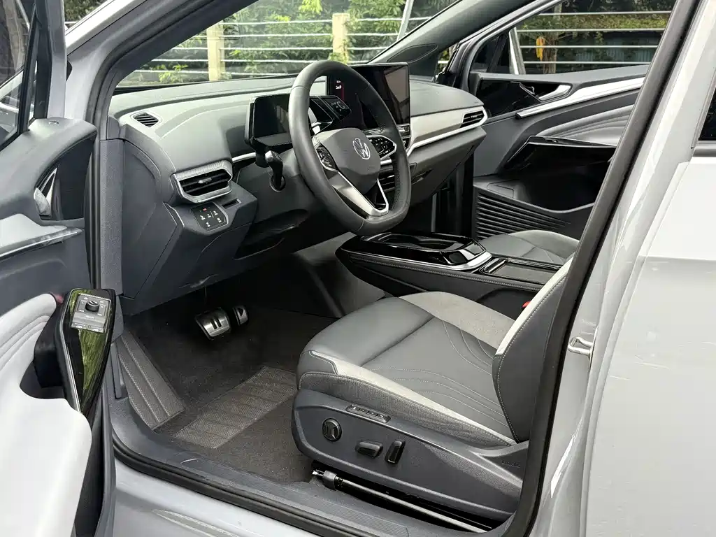 Volkswagen ID.4 Crozz — миниатюра 8