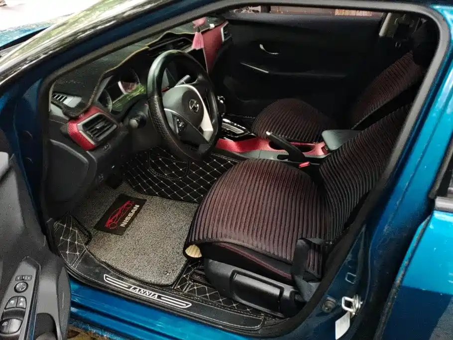 Nissan Bluebird — миниатюра 8