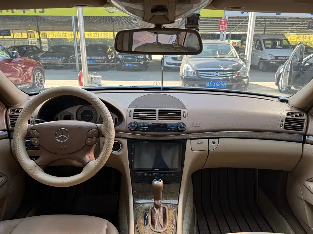 Mercedes-Benz E-Class E 2008 E 230 Fashion