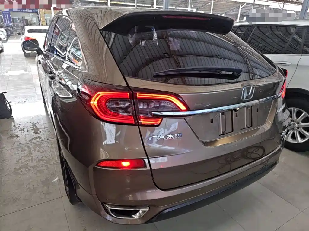 Honda Avancier — миниатюра 6
