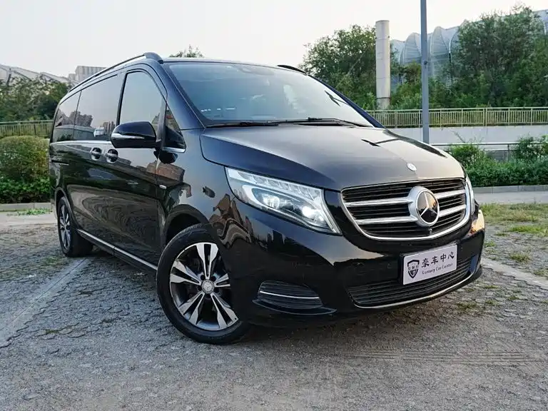 Mercedes-Benz V-Class — миниатюра 4