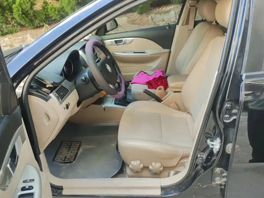 Buick Excelle — миниатюра 9