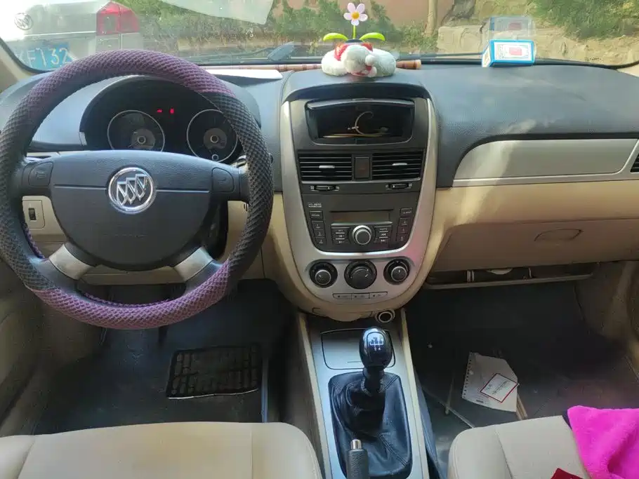 Buick Excelle — миниатюра 12