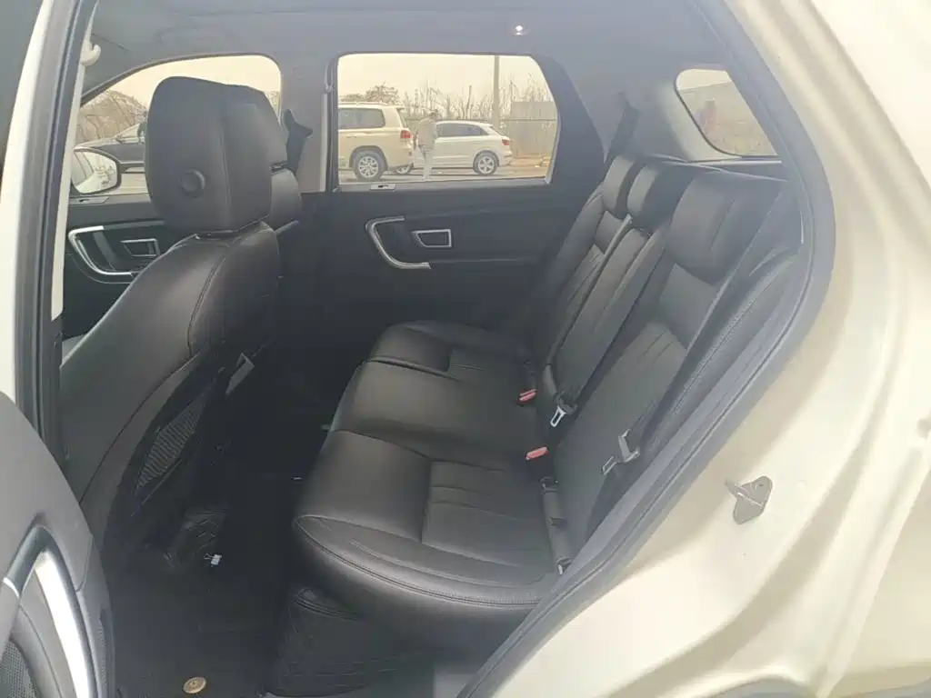 Land Rover Discovery Sport — миниатюра 13