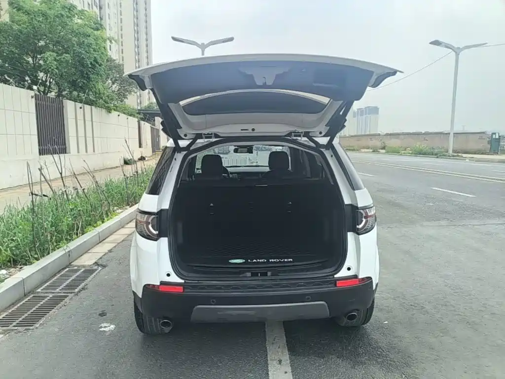 Land Rover Discovery Sport — миниатюра 15