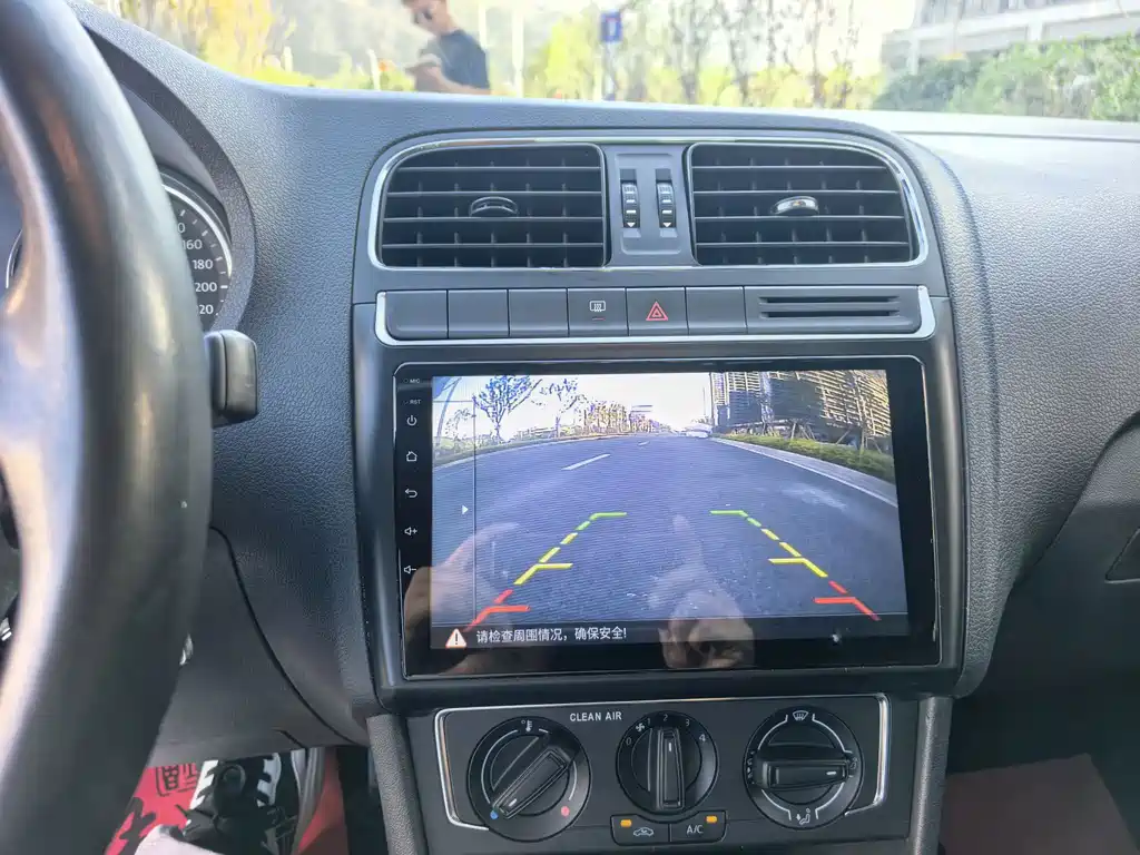 Volkswagen Polo — миниатюра 22
