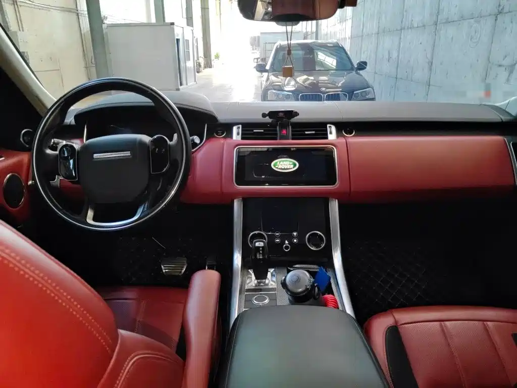 Land Rover Sport — миниатюра 5