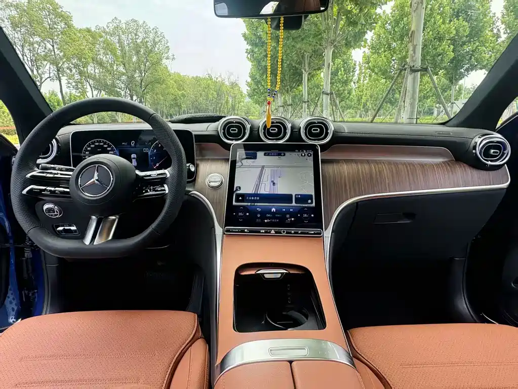 Mercedes-Benz GLC — миниатюра 7