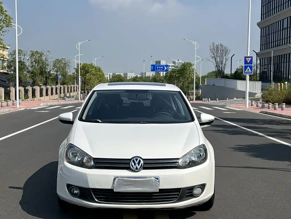 Volkswagen Golf — миниатюра 2