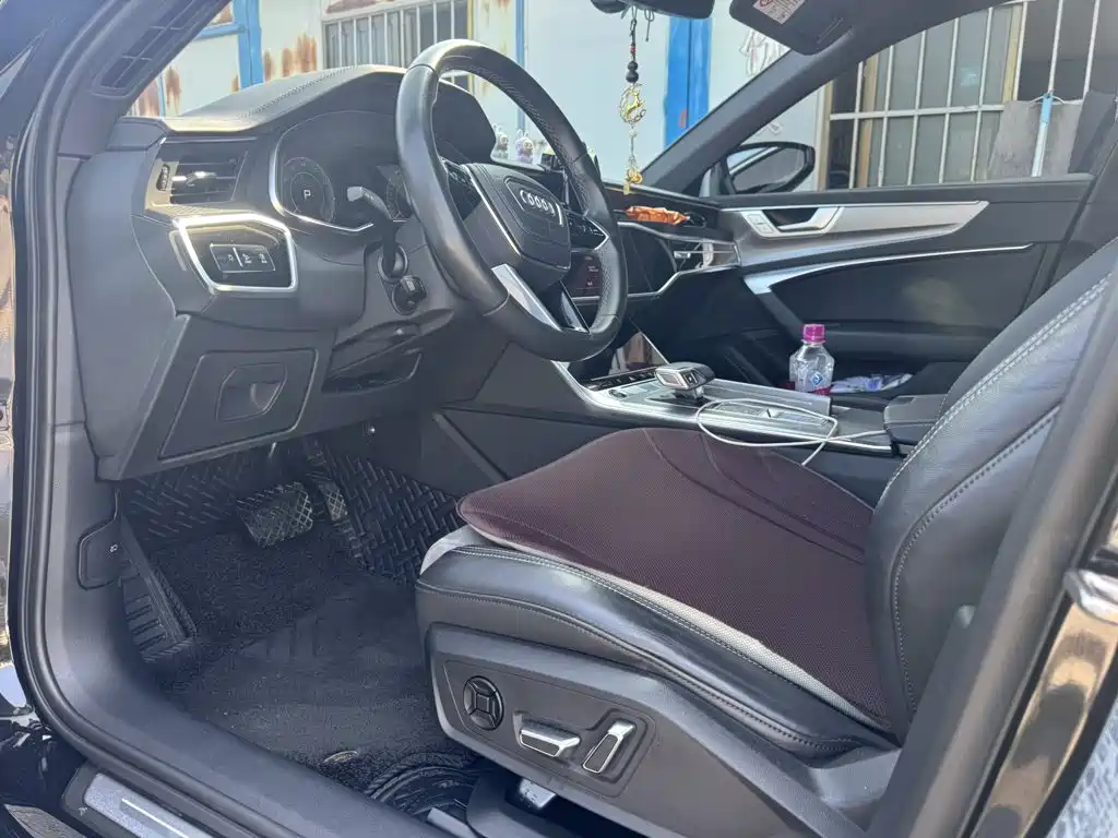 Audi A6L — миниатюра 5