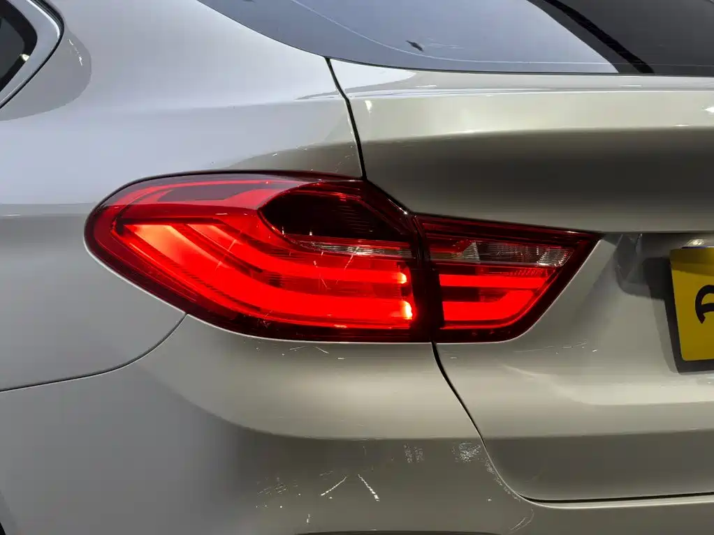 BMW X4 — миниатюра 8