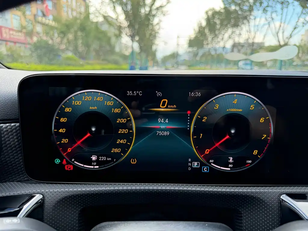 Mercedes-Benz A-Class (Import) — миниатюра 15