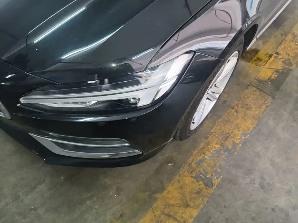 Volvo S90 — миниатюра 24