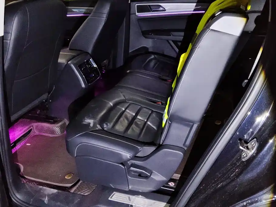 Volkswagen Teramont — миниатюра 11