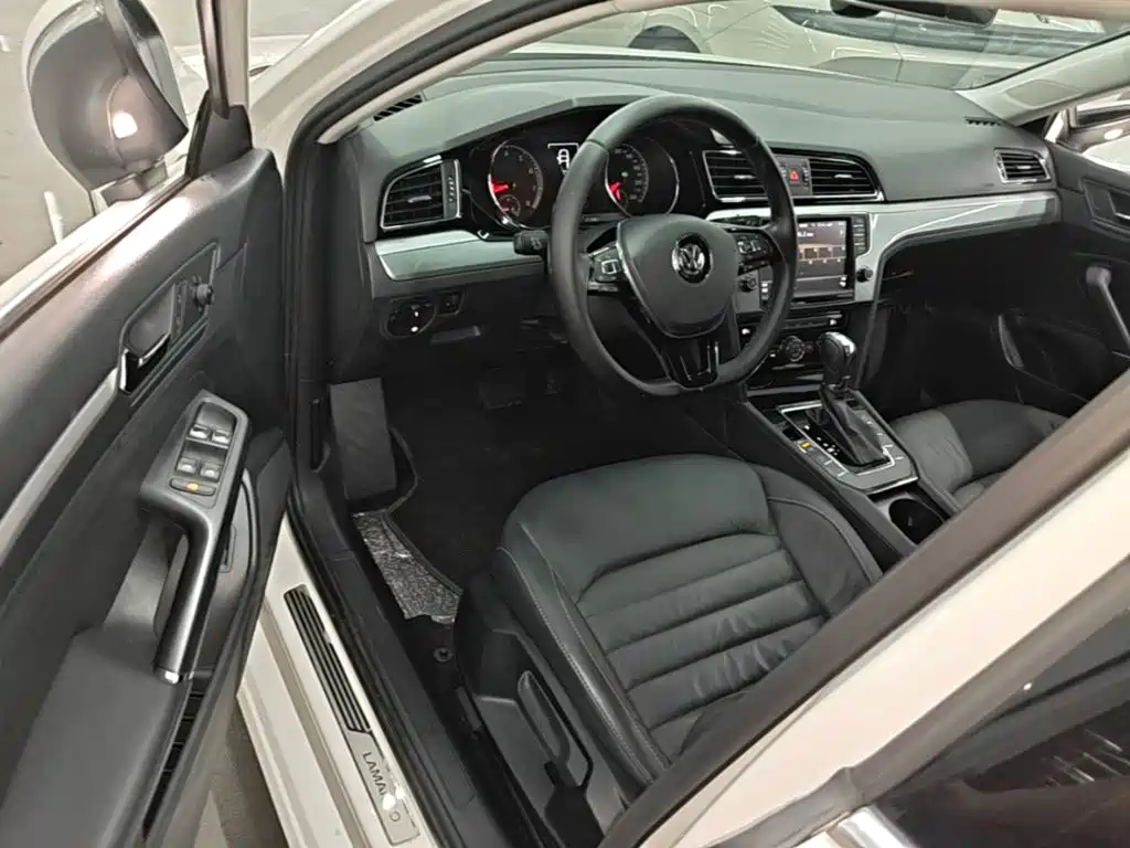 Volkswagen Lamando — миниатюра 16