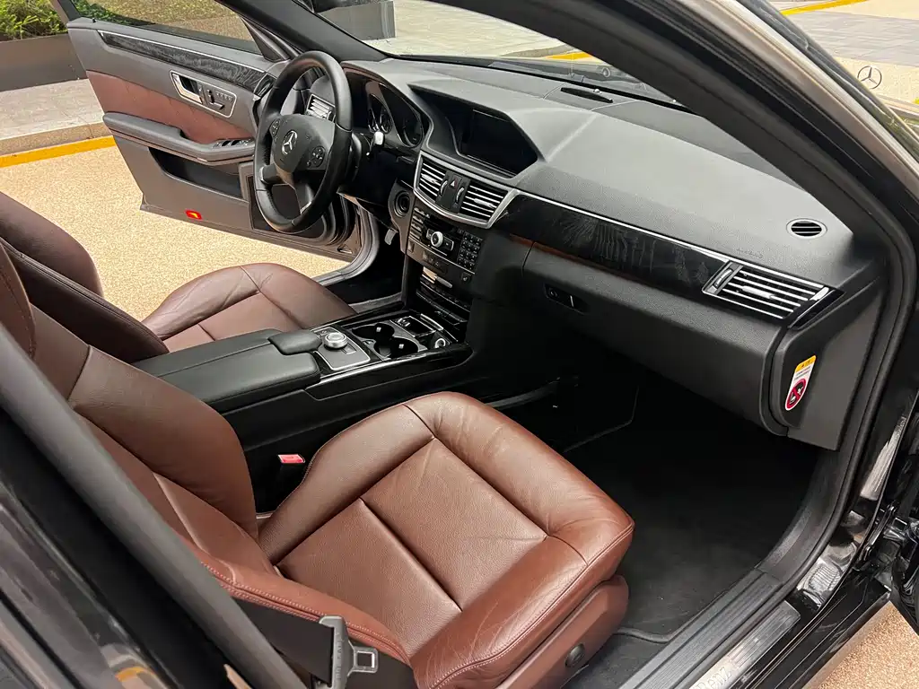 Mercedes-Benz E-Class — миниатюра 15