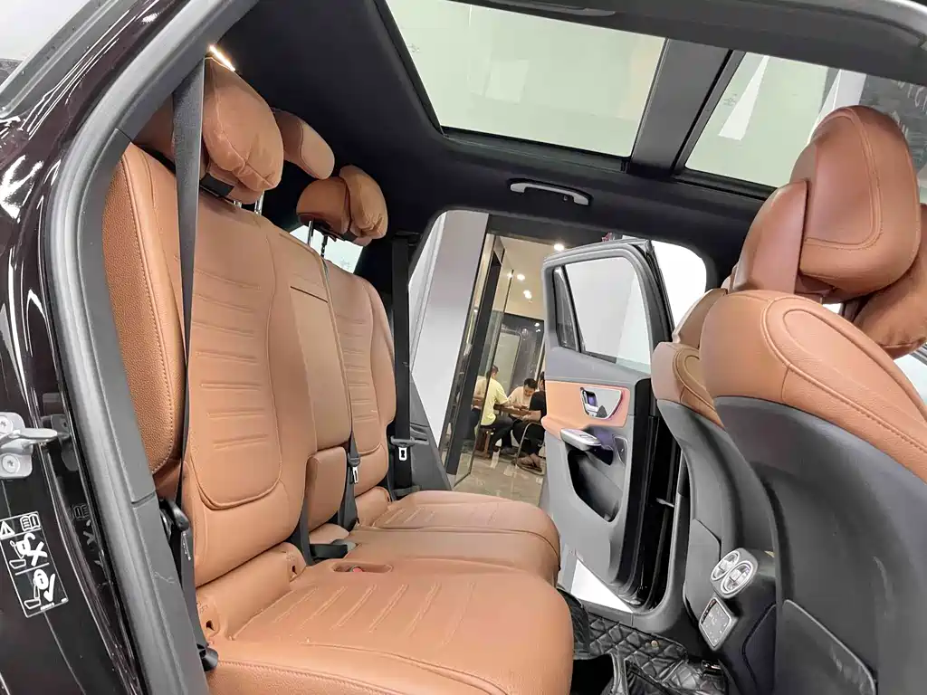 Mercedes-Benz GLC — миниатюра 6