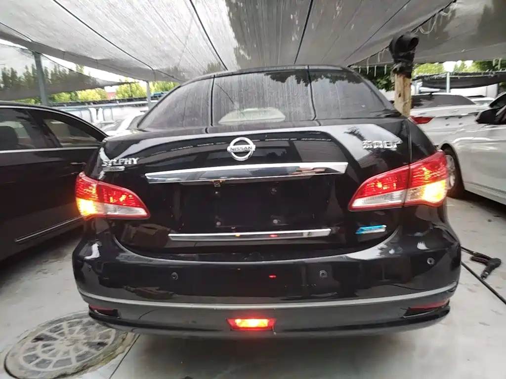 Nissan Sylphy — миниатюра 6