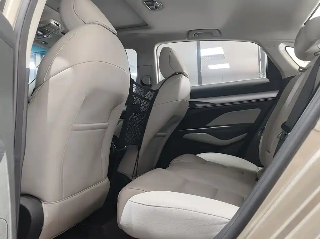 GEELY AUTOMOBILE BINRUI