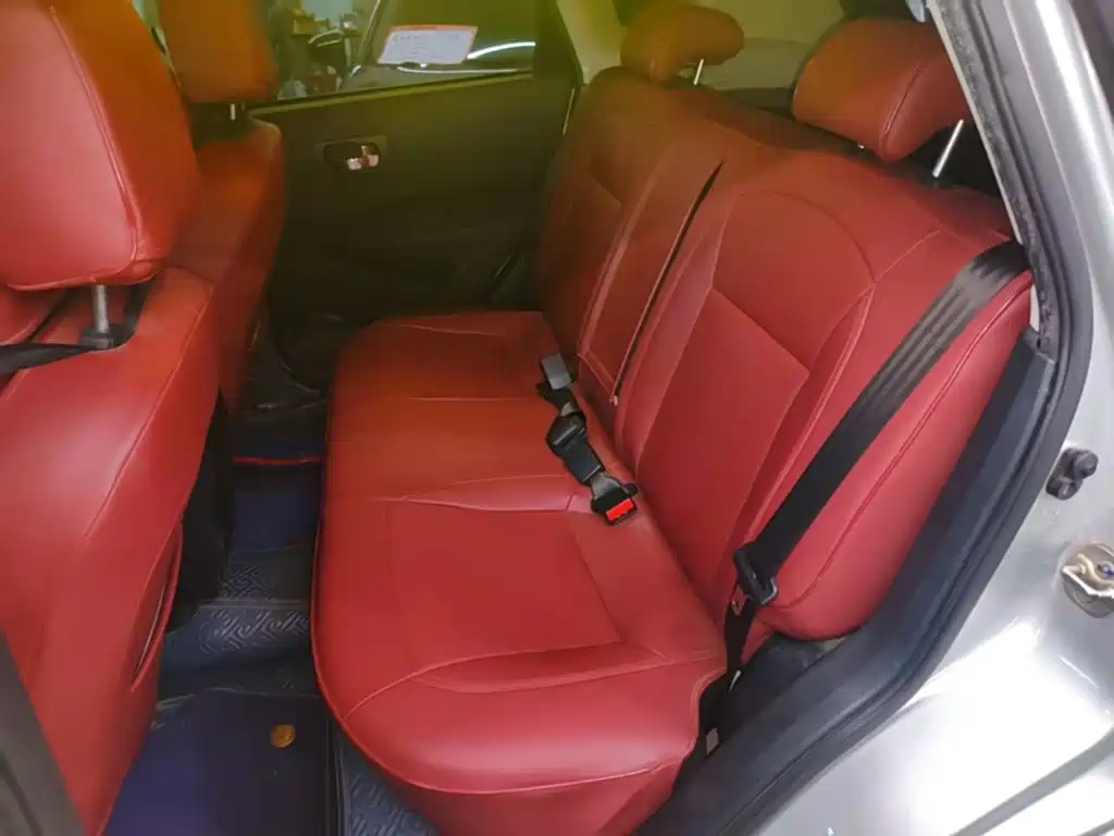 Nissan Qashqai — миниатюра 17