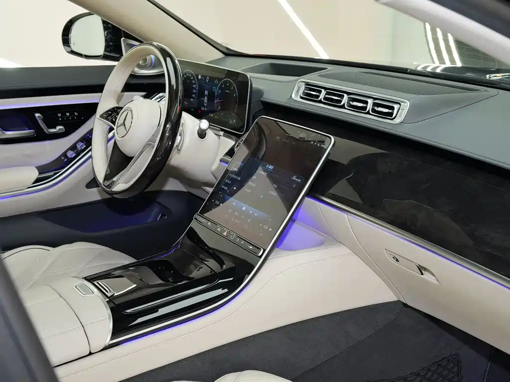 Mercedes-Benz S-Class — миниатюра 9