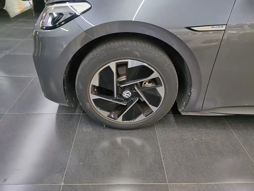 Volkswagen ID.3 — миниатюра 23