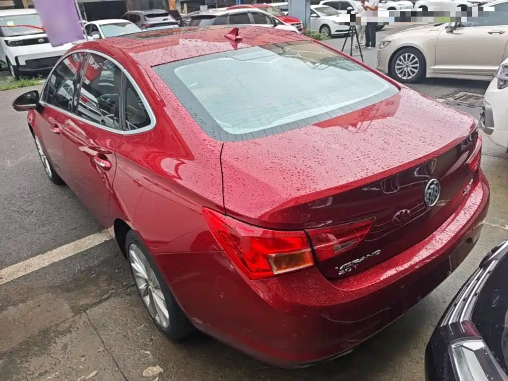 Buick Verano — миниатюра 5